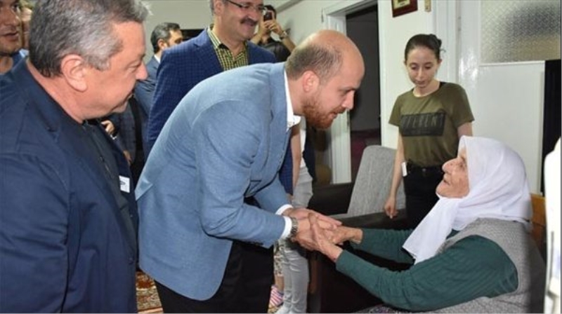 Bilal Erdoğan, 3 şehit veren aileyi ziyaret etti