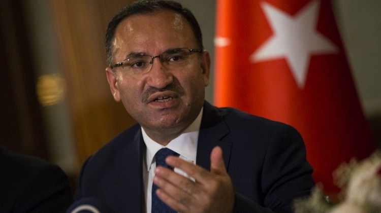 Bozdağ'dan ABD başkanlık seçimine ilk yorum