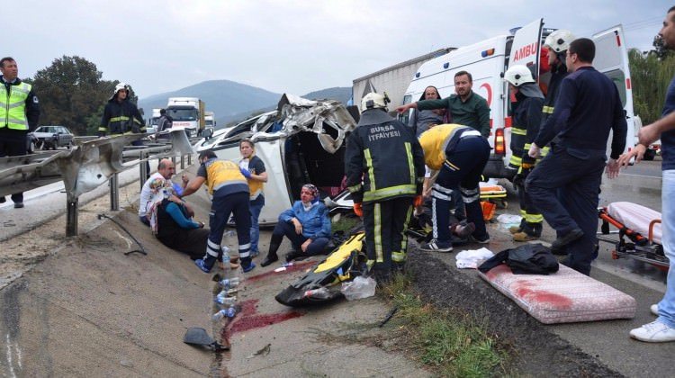 Bursa'da korkutan kaza: 9 yaralı