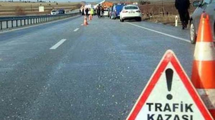 Bursa'da trafik kazası: 2 ölü, 4 yaralı