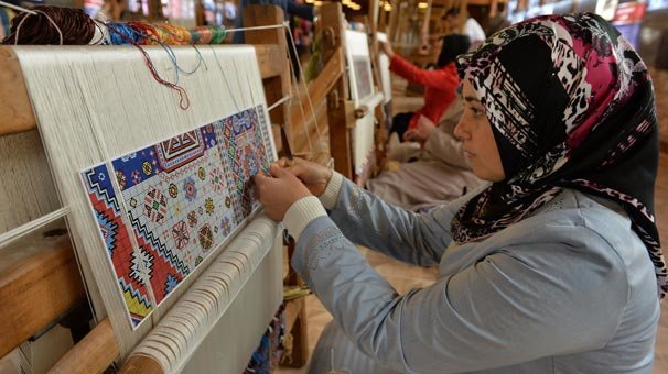 Bursa`nın ipek halılarına Almanya`dan yoğun ilgi