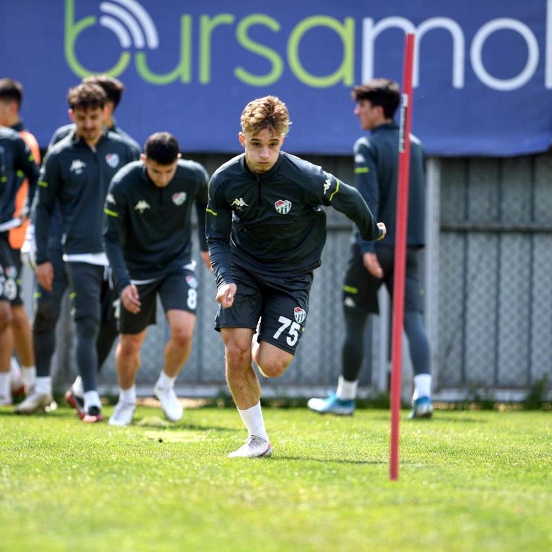 Bursaspor`da Ümraniyespor maçı hazırlıkları tamamlandı