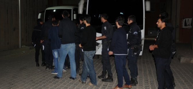 ByLock kullanan 14 emniyet personeli tutuklandı