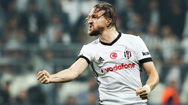 Caner Erkin`e rekor ceza!