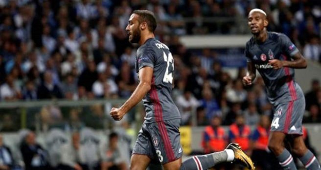 Cenk Tosun?un golü ?Şampiyonlar Ligi Gruplarındaki En İyi Gol?e Aday