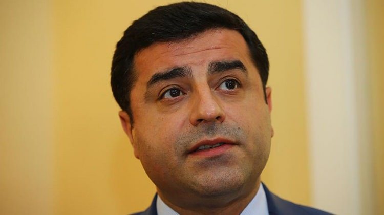 Demirtaş'a soğuk duş: 2 yıl hapsi isteniyor!