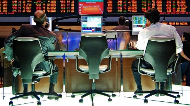 Dolar durmuyor! Borsa rekor üstüne rekor kırıyor