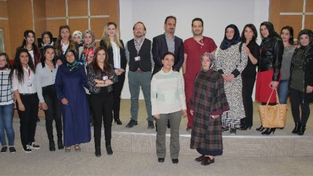 Elazığ`da Kadınlara Sağlık Semineri Verildi