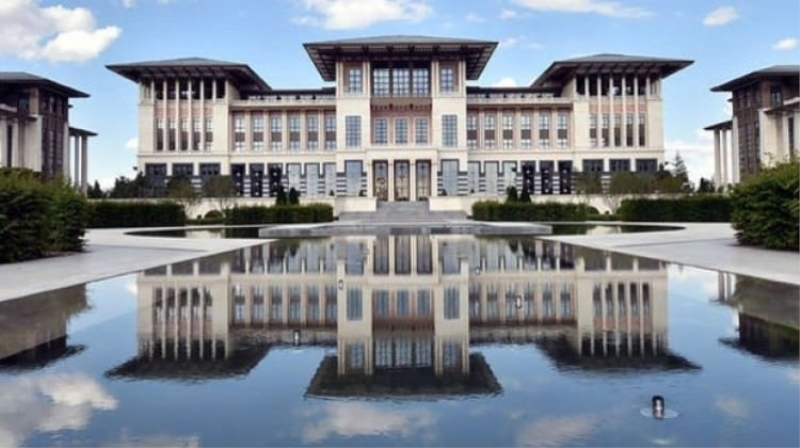 Erdoğan komuta heyeti ile görüştü.