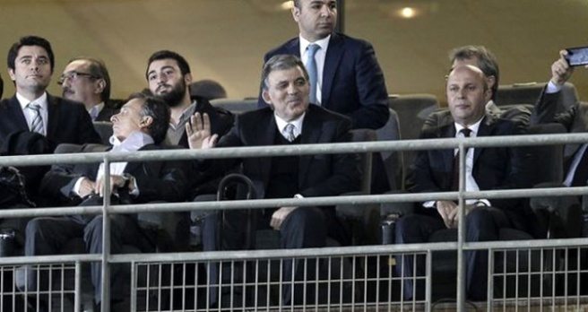 Eski Cumhurbaşkanı Abdullah Gül: Beşiktaş Artık Herkesin Takımı Oldu