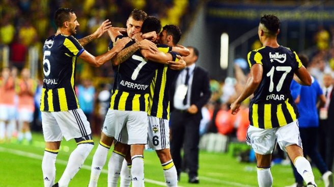 Fenerbahçe derbi öncesi moral arıyor!