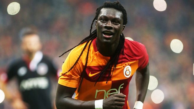 Gomis ve Aleyna Tilki Fransa basınında!