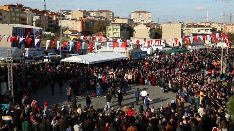 Hamsi ile doydular, horonla coştular