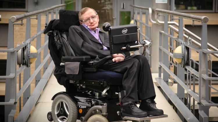 Hawkingden insanlığı korkutan açıklama