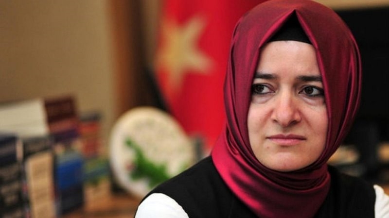 İBB`yi eleştirmek isteyen Fatma Betül Sayan Kaya, hatasının farkına varınca paylaşımını sildi