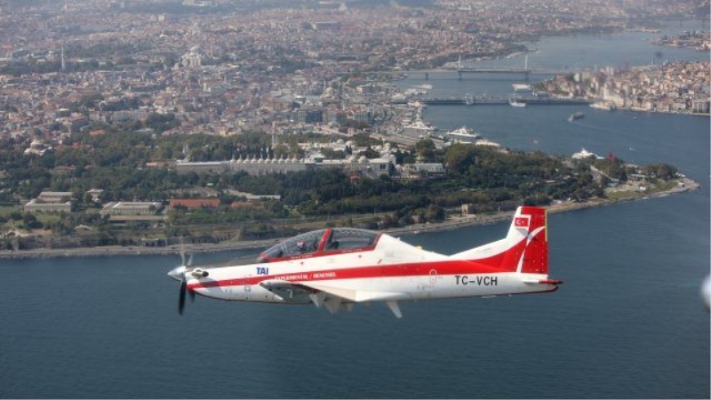 İlk Yerli Temel Eğitim Uçağı Hürkuş Ankara Semalarında
