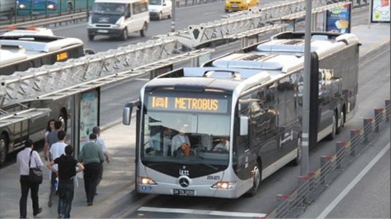 İstanbul`da ücretsiz toplu taşıma süresi uzatıldı