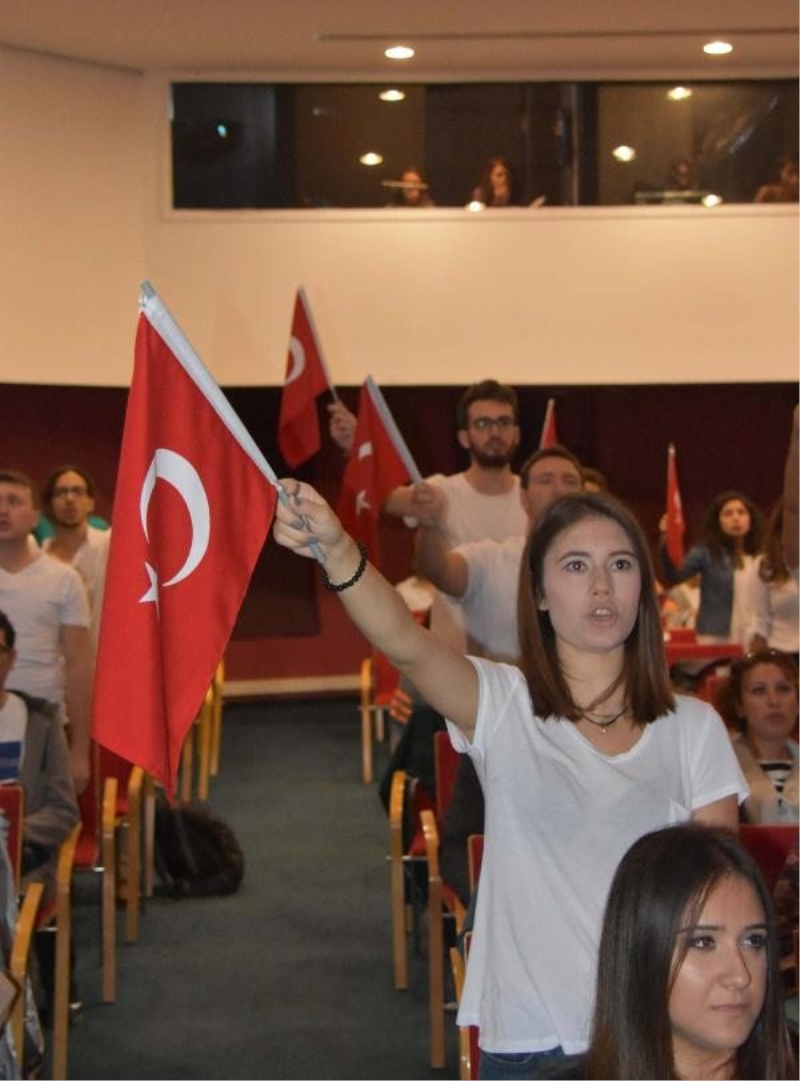 İzmir Ekonomi Üniversitesi, Yeni Eğitim Yılına Başladı