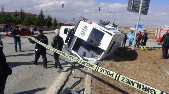 Kahramanmaraş?ta kaza! Ölü ve yaralılar var