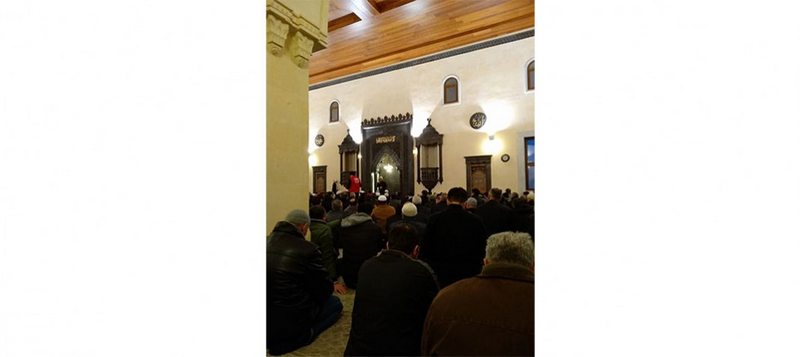 Karataş Eruslu Camii Gençliği Derneğinde Şehitlerimiz için dualar okundu