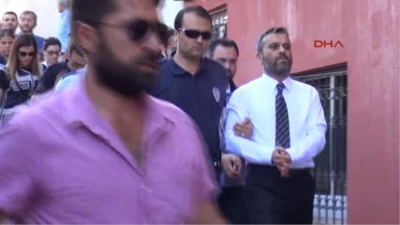 Kayseri Gözaltına Alınan 17 Avukat Sağlık Kontrolünden Geçti