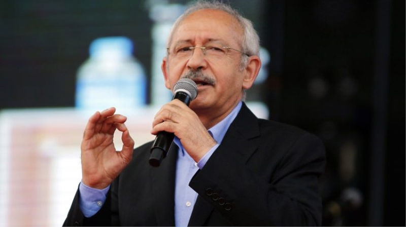 Kemal Kılıçdaroğlu kimdir? Aslen nereli ve kaç yaşındadır?