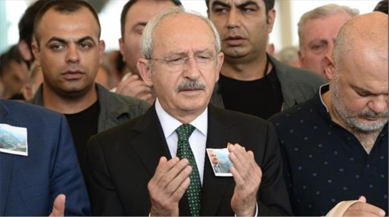 Kılıçdaroğlu eski başkanın cenaze törenine katıldı