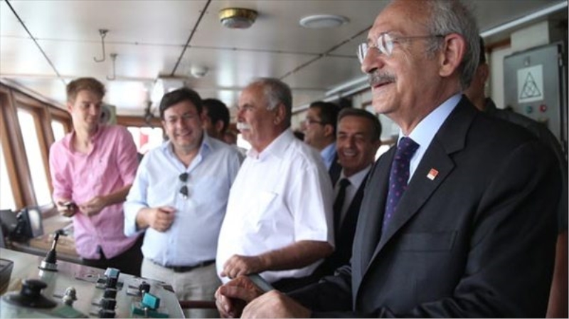 Kılıçdaroğlu kaptan köşküne çıkıp dümene geçti!