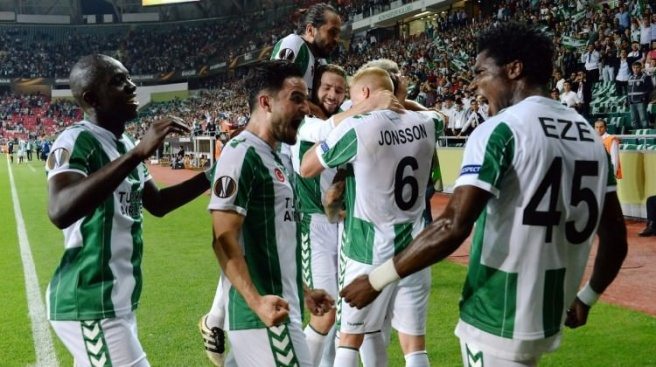 Konyaspor mucize peşinde! Maçta ilk yarı! CANLI