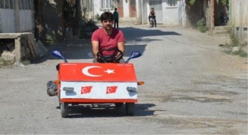 Köy çocukları için al bayraklı yerli otomobil yaptı