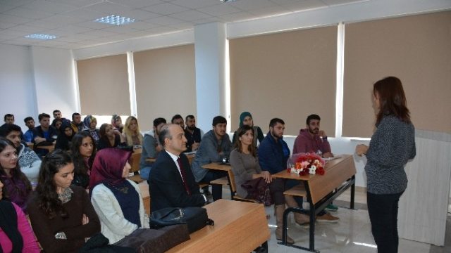 Kumluca Myo Öğrencilerine `Engelli Yaşam` Semineri