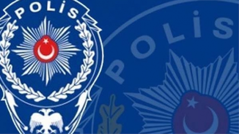 Manisa'da polise bıçaklı saldırı