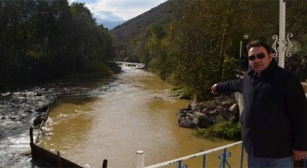 Milyonlarca balık üretimi yapılan havuzlarda artık ot yetişiyor