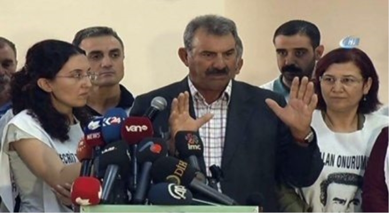 Öcalan?ın mesajı Diyarbakır?da açıklandı, açlık grevi eylemi sona erdi