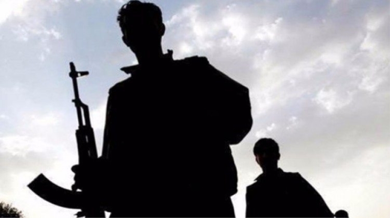 PKK'nın kurtarılan 3 çocuk ailelerine verildi
