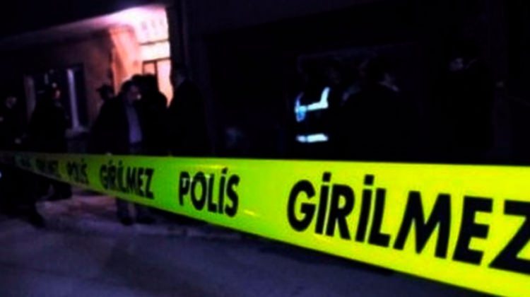 Polis aracı devrildi: 3 polis yaralı