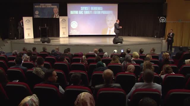 Sağlık Bakanı Akdağ, `Siyaset Akademisi`Nin İlk Dersini Verdi