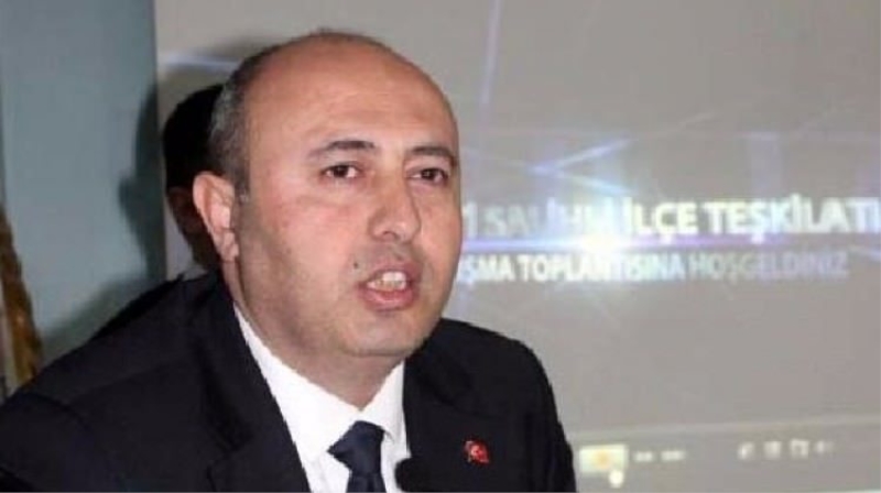Salihli AK Parti'de başkan istifa etti