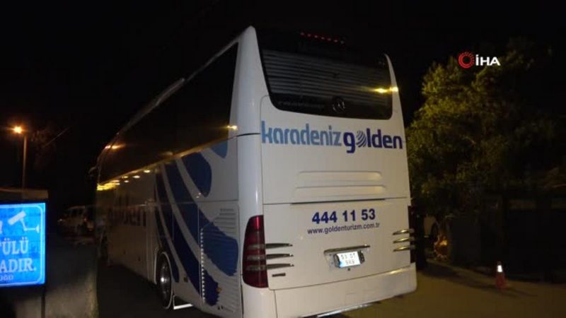 Samsun`da yolcu otobüsünde 25 kaçak göçmen yakalandı