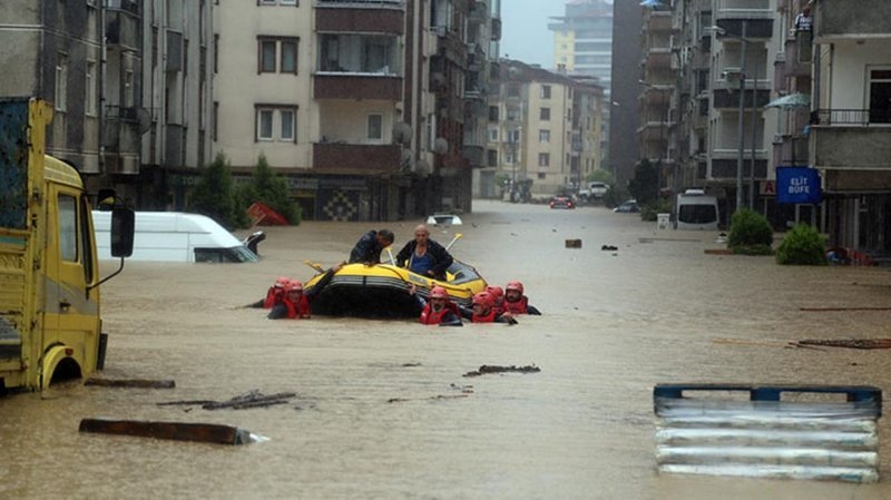Sel felaketinden etkilenen vatandaşlar için 5 milyon TL kaynak aktarımı