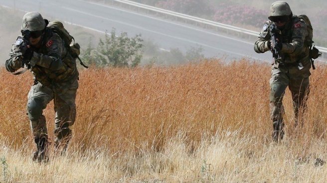 Şırnak?ta tabura roketatarlı saldırı!