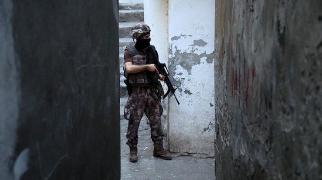 Şırnak`ta terör operasyonu: 5 gözaltı