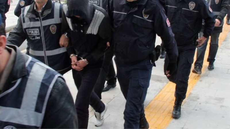 Sivas'ta 20 FETÖ'cü tutuklandı