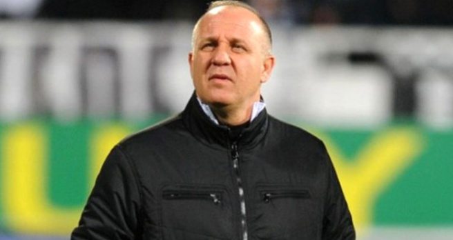 Sivasspor Teknik Direktörü Mesut Bakkal Görevinden İstifa Etti