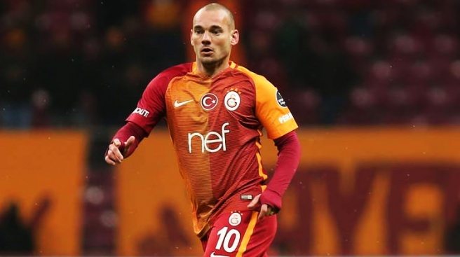 Sneijder, Tudor`u pişman etti