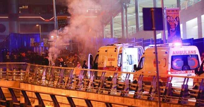 Son Dakika Beşiktaş saldırısında yaralanan polis şehit oldu
