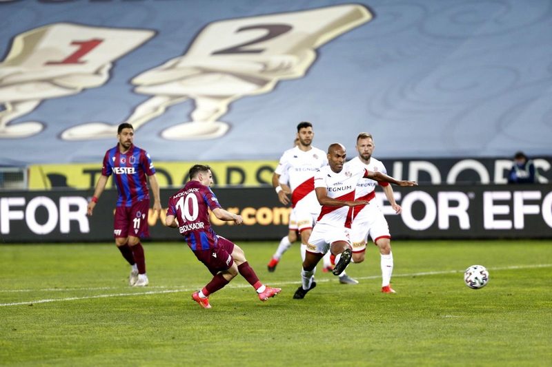 Süper Lig: Trabzonspor: 2  Antalyaspor: 1 (Maç sonucu)