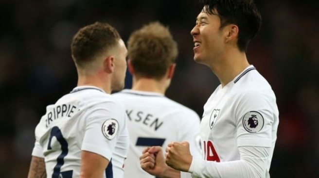 Tottenham sahasında topa tuttu