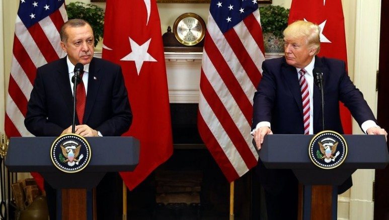 TRUMP VE CUMHURBAŞKAN`I GÖRÜŞTÜ