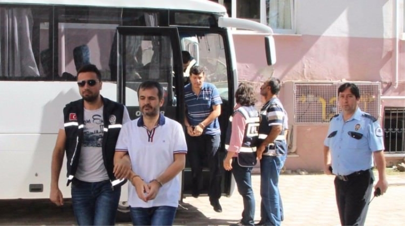 Vanda FETÖ operasyonu: 61 gözaltı